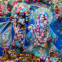 The Spiritual Significance of Daily Darshan and Aarti